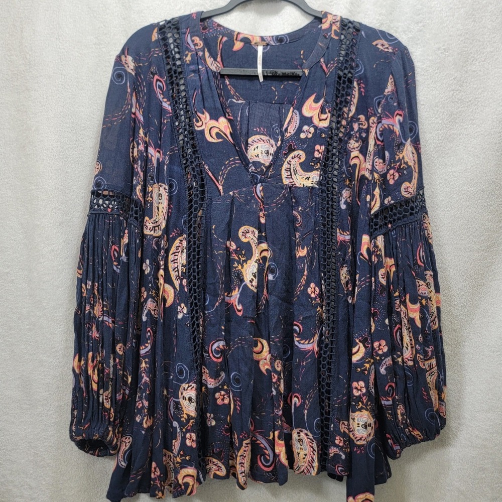 Free People Just‎ The Two Of Us Paisley Crochet Trim V Neck Long Sleeve Tunic XS